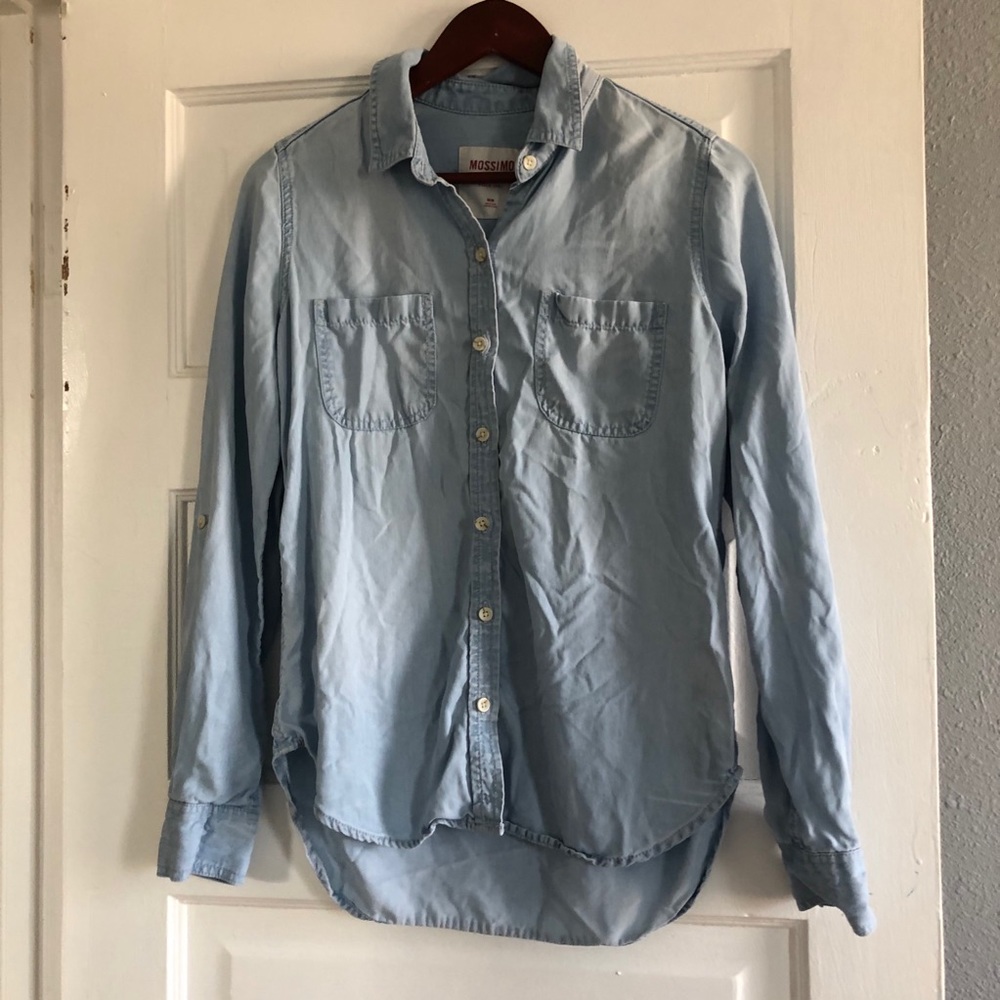 Mossimo Chambray Button-Up Size Medium - image 1
